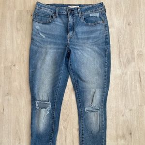 Levi's 721 High Rise Skinny Jeans
